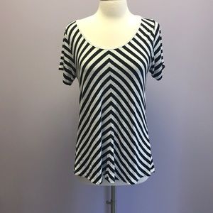 Lularoe Classic T